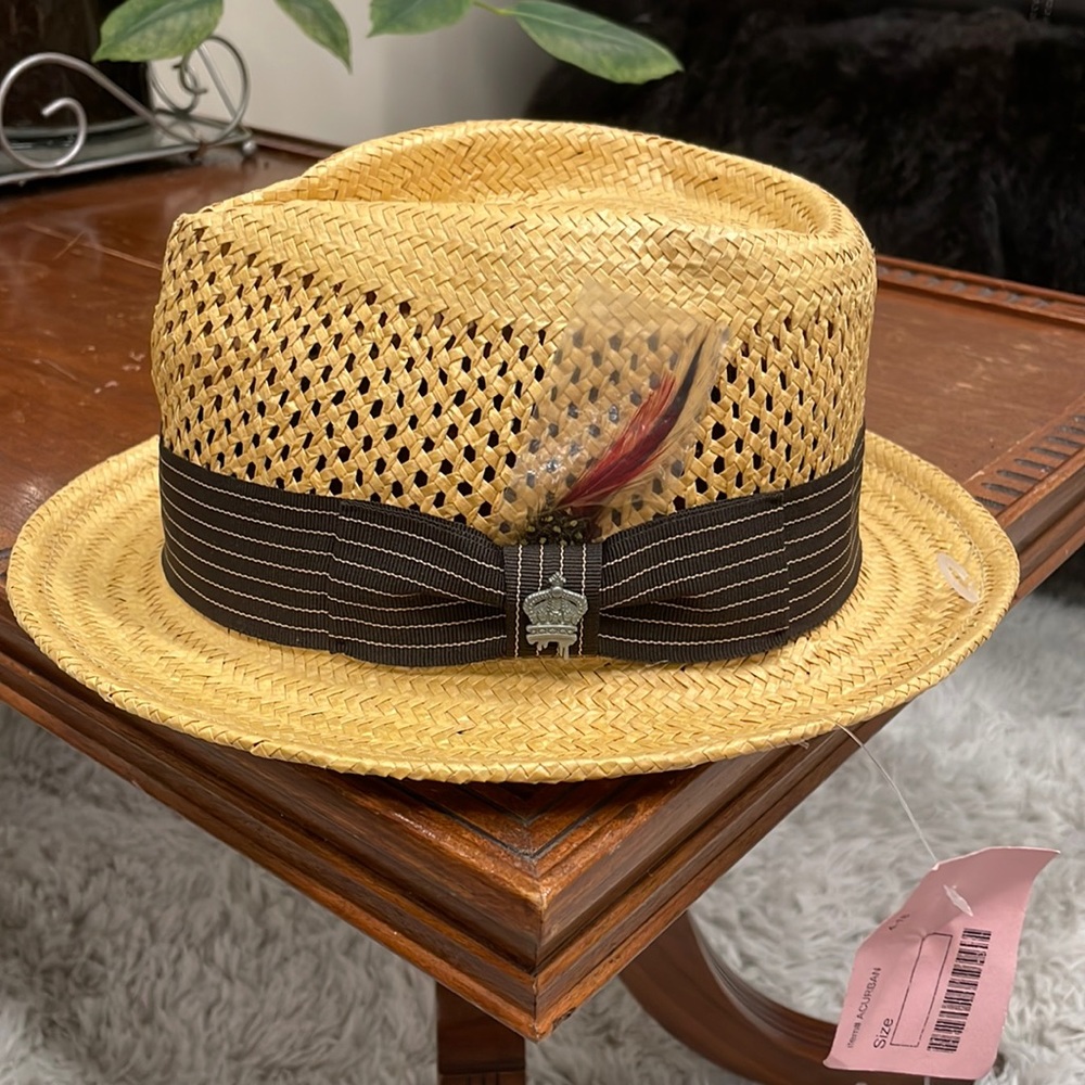 New cristys crown hat